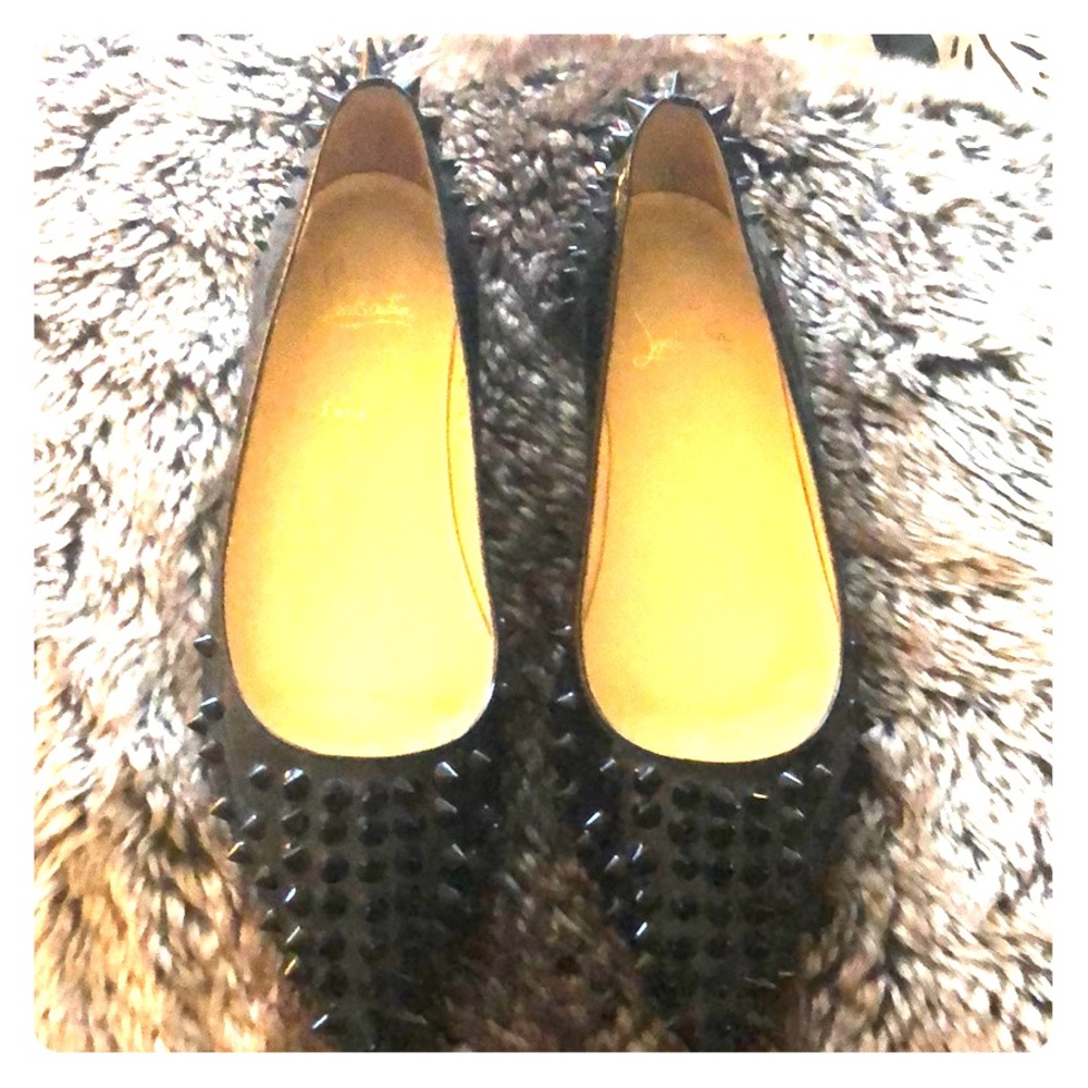 Christian Louboutin spiked flat on sale... ☀️☀️☀️